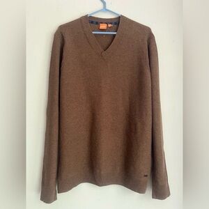 Men’s XL Hugo Boss Wool Top